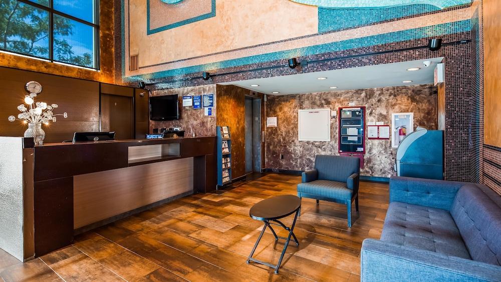 Best Western Plus Brooklyn Bay Hotel New York Exterior photo
